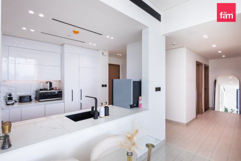 2 bedrooms Apartment in Dubai, UAE No. 165287 2