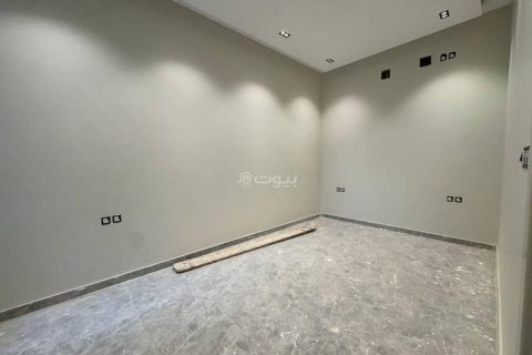 5 bedrooms Villa in Riyadh, Saudi Arabia No. 68011