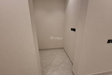 4 bedrooms Apartment in Riyadh, Saudi Arabia No. 68015 8