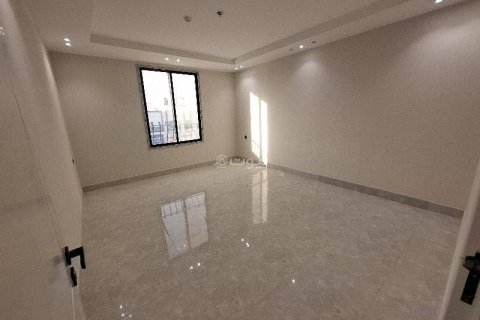 4 bedrooms Apartment in Riyadh, Saudi Arabia No. 68015 11