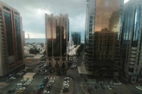 Appartement de 3 chambres à Al Khalidiya, UAE No. 49647 27