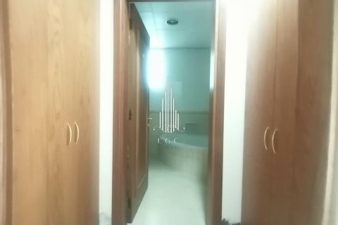Appartement de 3 chambres à Al Khalidiya, UAE No. 49647 19