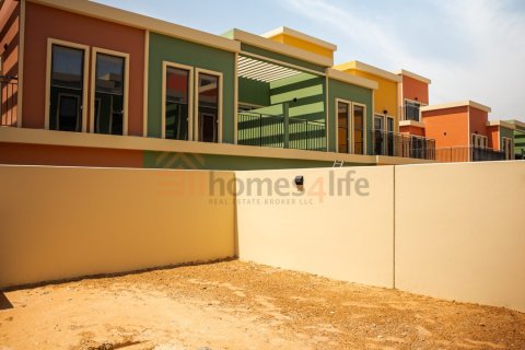 Таунхаус с 3 спальнями в Damac Lagoons, ОАЭ №166433 4
