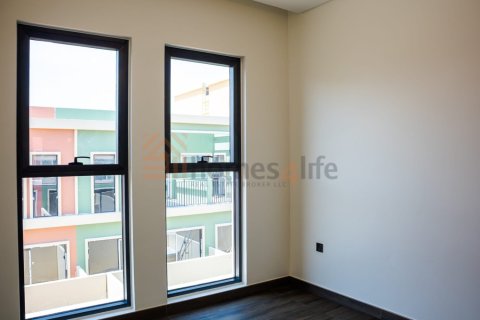 Таунхаус с 3 спальнями в Damac Lagoons, ОАЭ №166433 10