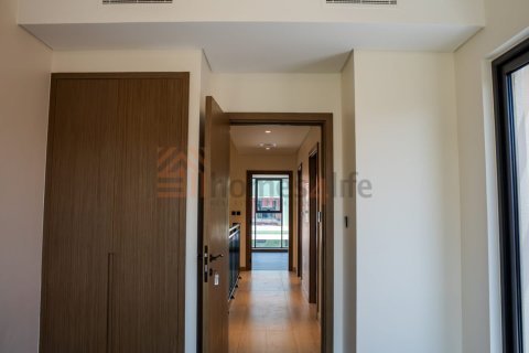 Таунхаус с 3 спальнями в Damac Lagoons, ОАЭ №166433 8