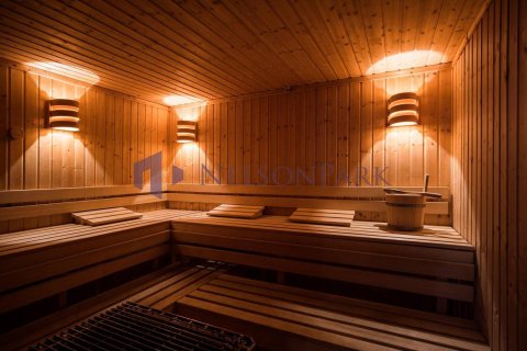 5 bedrooms Villa in Doha, Qatar No. 58023 17