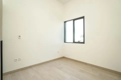 Villa de 4 dormitorios en Al Furjan, UAE No. 187277 6