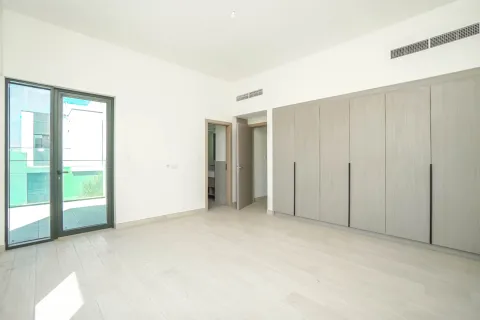Villa de 4 dormitorios en Al Furjan, UAE No. 187277 10