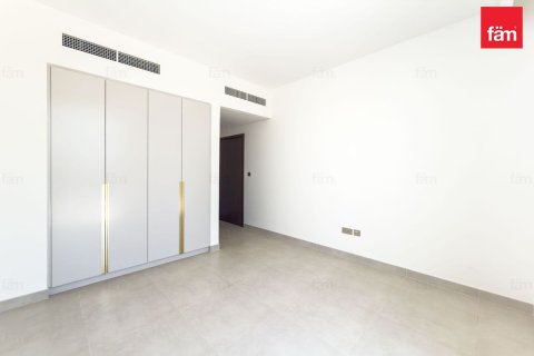 4 bedrooms Villa in Dubai, UAE No. 165576 13
