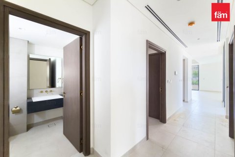 4 bedrooms Villa in Dubai, UAE No. 165576 14