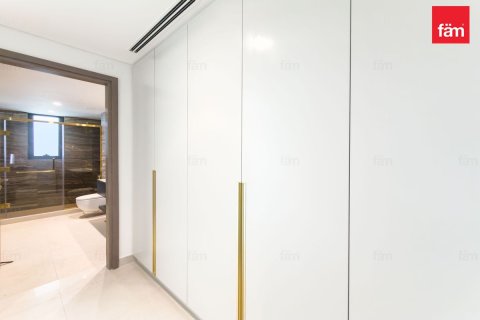 4 bedrooms Villa in Dubai, UAE No. 165576 9
