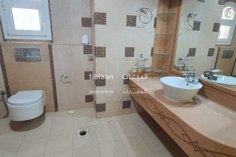 750m² Villa in As Sib, Oman No. 54002 11