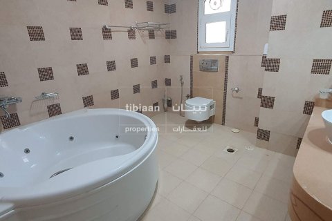 750m² Villa in As Sib, Oman No. 54002 12