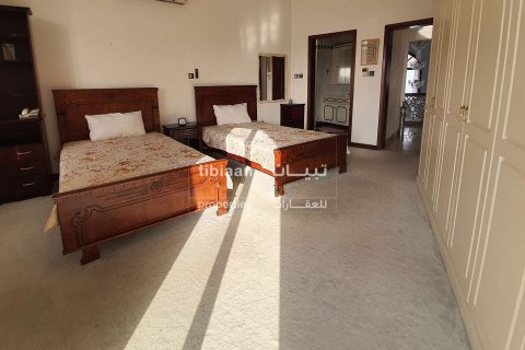 5 bedrooms Villa in Muscat, Oman No. 53999 13