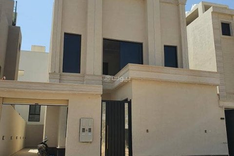 6 bedrooms Villa in Riyadh, Saudi Arabia No. 60486