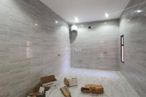 Вилла с 3 спальнями в Эр-Рияд, Саудовская Аравия №60487 13