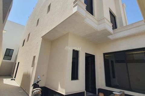 3 bedrooms Villa in Riyadh, Saudi Arabia No. 60487