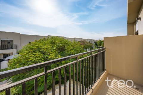 3 bedrooms Townhouse in Town Square, UAE No. 198685