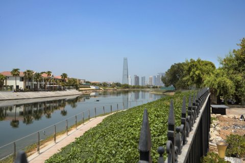 Villa de 4 chambres à Jumeirah Islands, UAE No. 207559