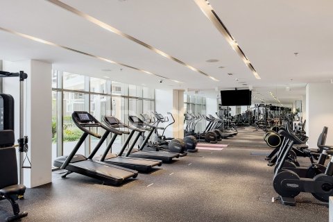 Apartment de 2 dormitorios en The Crescent, UAE No. 198510 7