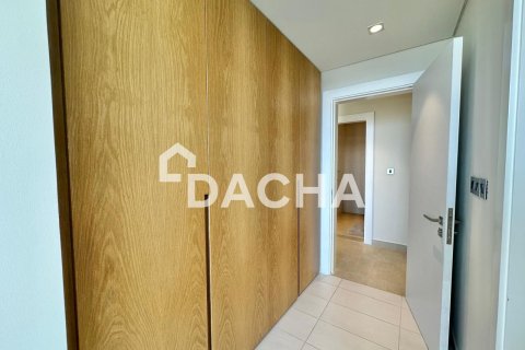 Apartment de 2 dormitorios en The Crescent, UAE No. 198509 11