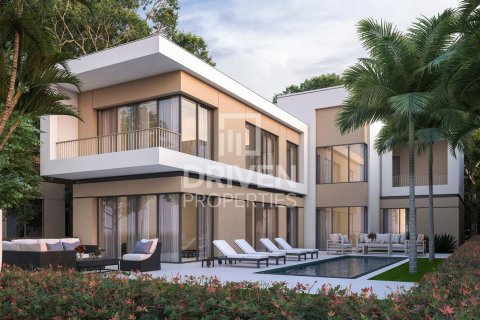 4 bedrooms Villa in Dubai, UAE No. 209693
