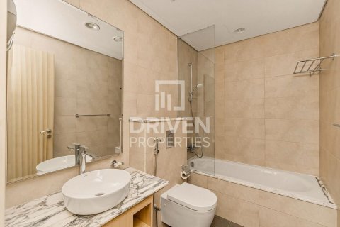 2 bedrooms Apartment in Paramount Tower Hotel & Residences, UAE No. 193035 15