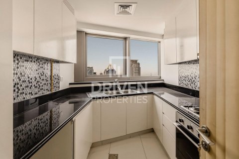 2 bedrooms Apartment in Paramount Tower Hotel & Residences, UAE No. 193035 8