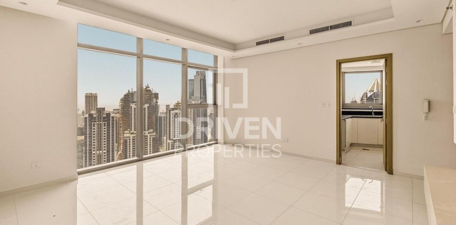 2 bedrooms Apartment in Paramount Tower Hotel & Residences, UAE No. 193035