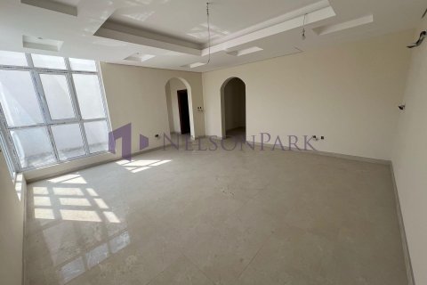 Villa de 7 dormitorios en Umm Salal Mohammed, Qatar No. 57849 12