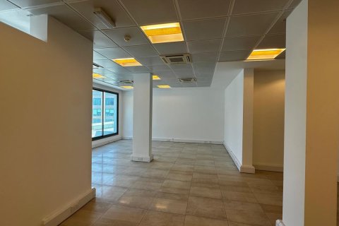 Office de en Muscat, Oman No. 54896 3