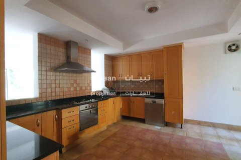 Townhouse de 4 dormitorios en Muscat, Oman No. 53694 6