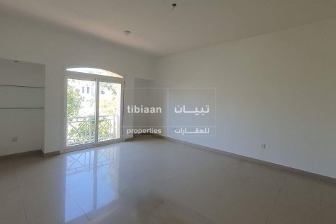 Townhouse de 4 dormitorios en Muscat, Oman No. 53694 7