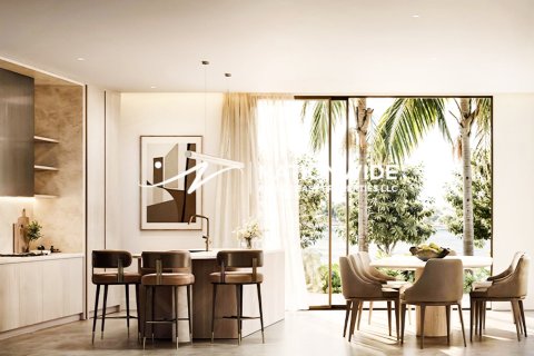 5 bedrooms Villa in Abu Dhabi, UAE No. 89666 3
