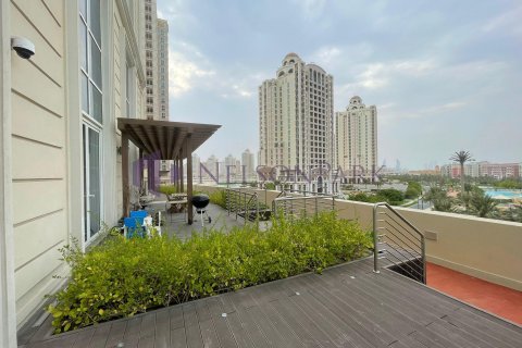 3 bedrooms Apartment in Doha, Qatar No. 57245 13