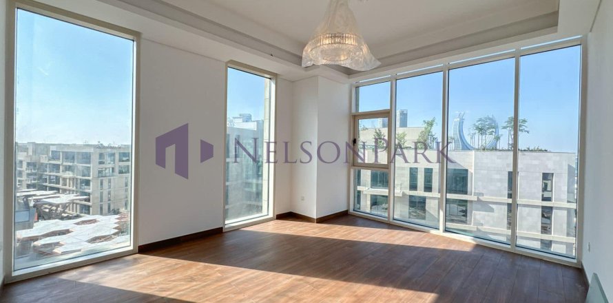 4 bedrooms Apartment in Doha, Qatar No. 57248