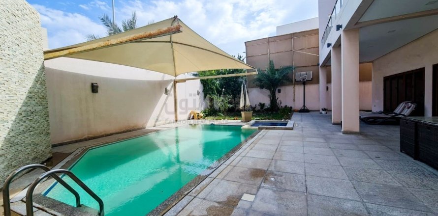 4 bedrooms Villa in Amwaj Islands, Bahrain No. 58884