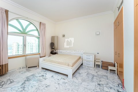 Пентхаус с 4 спальнями в Shoreline Apartments, ОАЭ №128769 6