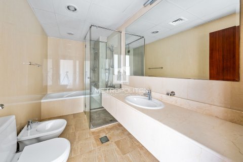 4 bedrooms Townhouse in Jumeirah Islands, UAE No. 128774 10