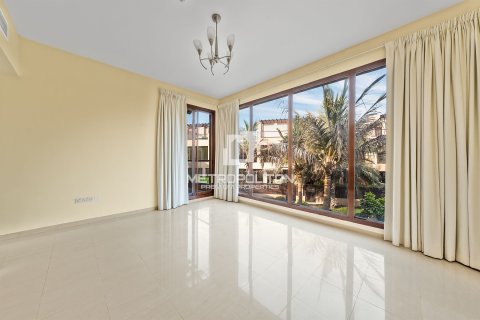 4 bedrooms Townhouse in Jumeirah Islands, UAE No. 128774 9