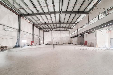 Коммерческая недвижимость 2034.6м² в Аль-Хаваниж, ОАЭ №38882 4