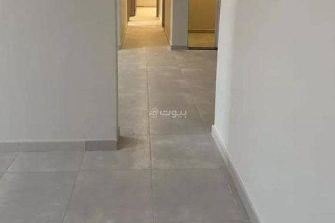 4 bedrooms Apartment in Riyadh, Saudi Arabia No. 98733