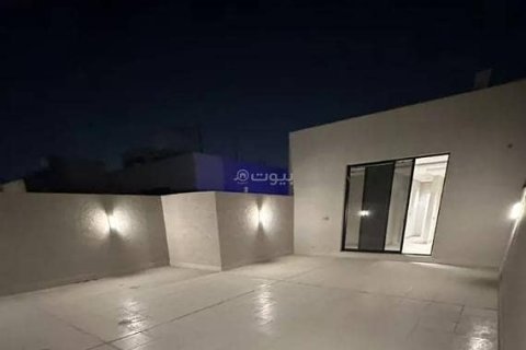 Квартира с 3 спальнями в Эр-Рияд, Саудовская Аравия №98731