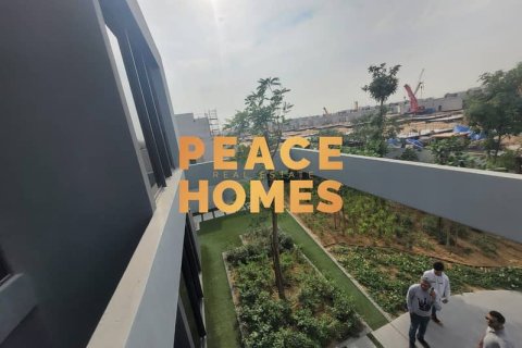 Вилла с 4 спальнями в Tilal City, ОАЭ №10904 4