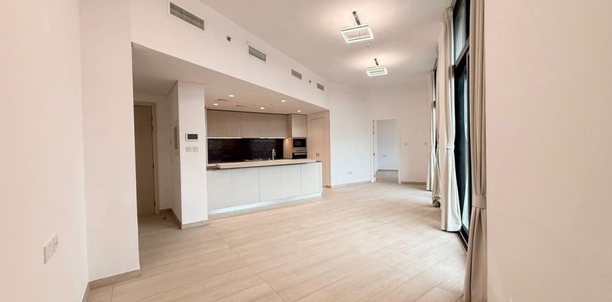 2 bedrooms Apartment in Dubai, UAE No. 207688