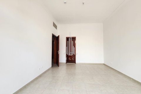 4 bedrooms Villa in Abu Dhabi Gate City, UAE No. 24613 17