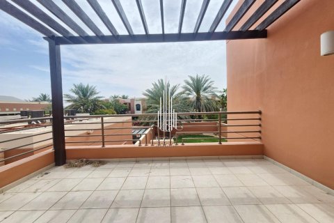 4 bedrooms Villa in Abu Dhabi Gate City, UAE No. 24613 19