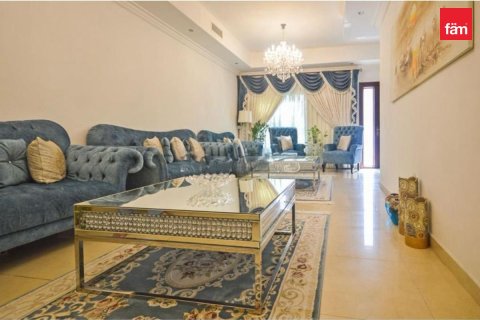 4 bedrooms Villa in Dubai, UAE No. 167782