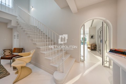 Villa de 5 dormitorios en Fire, UAE No. 129289 9