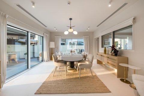 Villa de 5 dormitorios en Fire, UAE No. 129289 6